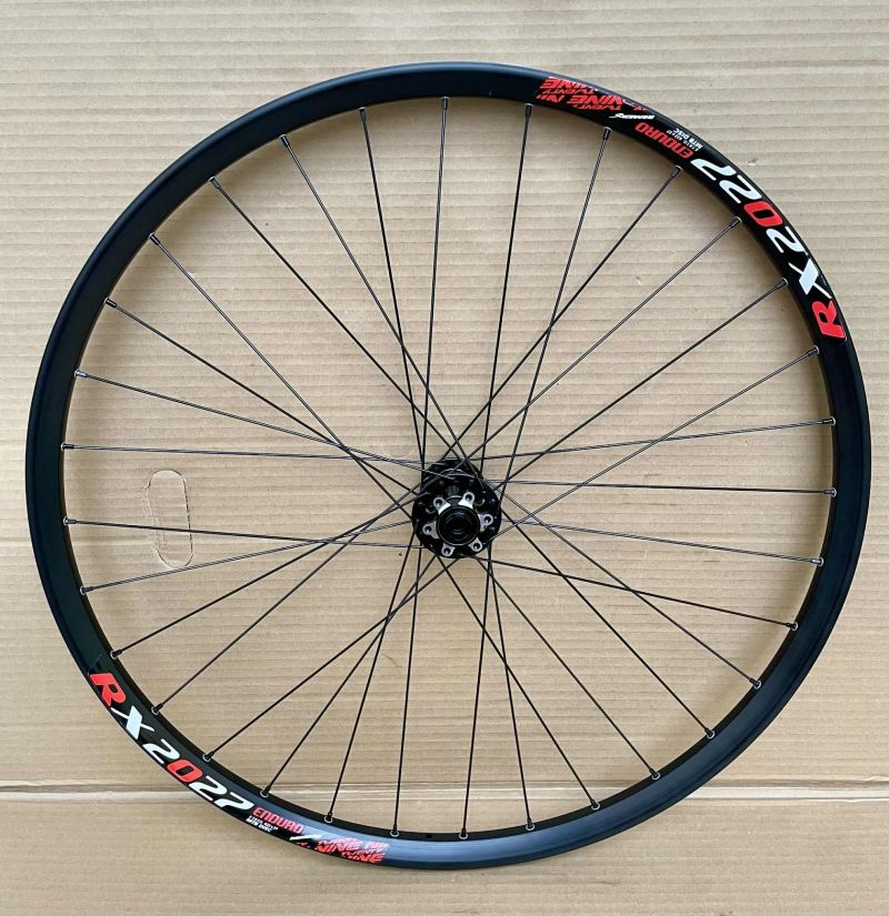 MTB přední kolo REMERX RX 2027 29" + NOVATEC D791SB-Boost 15x110mm - 935 g