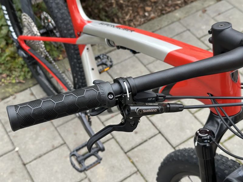 NOVÝ Trek Supercaliber 9.6 gen.2 2025