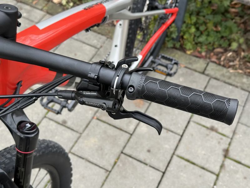 NOVÝ Trek Supercaliber 9.6 gen.2 2025