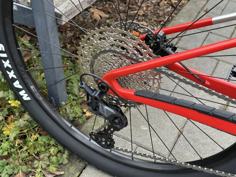 NOVÝ Trek Supercaliber 9.6 gen.2 2025