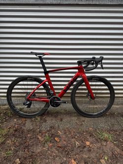 Conor Volcano Aero WRC - SRAM FORCE, WATMETR, ZIPP, DOŽIVOTNÍ ZÁRUKA