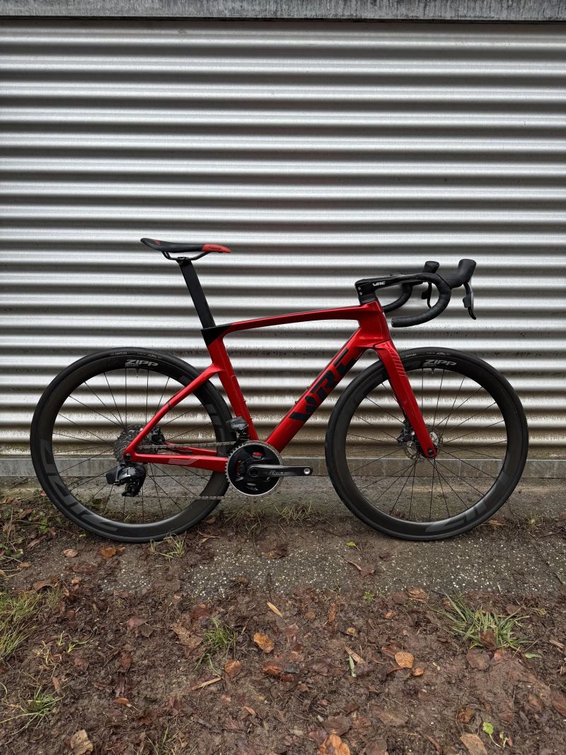 Conor Volcano Aero WRC - SRAM FORCE, WATMETR, ZIPP, DOŽIVOTNÍ ZÁRUKA