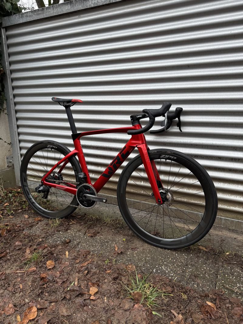 Conor Volcano Aero WRC - SRAM FORCE, WATMETR, ZIPP, DOŽIVOTNÍ ZÁRUKA