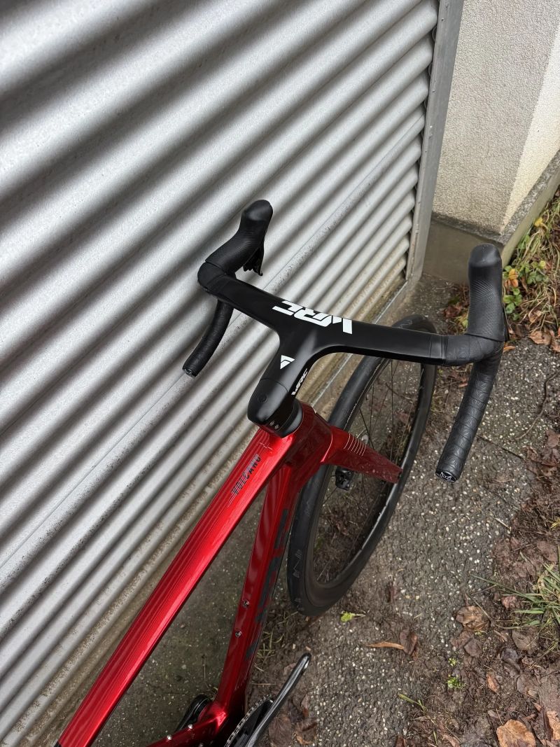 Conor Volcano Aero WRC - SRAM FORCE, WATMETR, ZIPP, DOŽIVOTNÍ ZÁRUKA