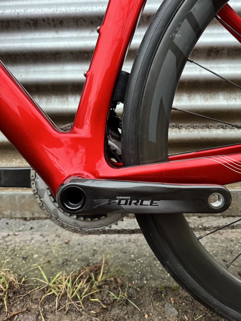 Conor Volcano Aero WRC - SRAM FORCE, WATMETR, ZIPP, DOŽIVOTNÍ ZÁRUKA