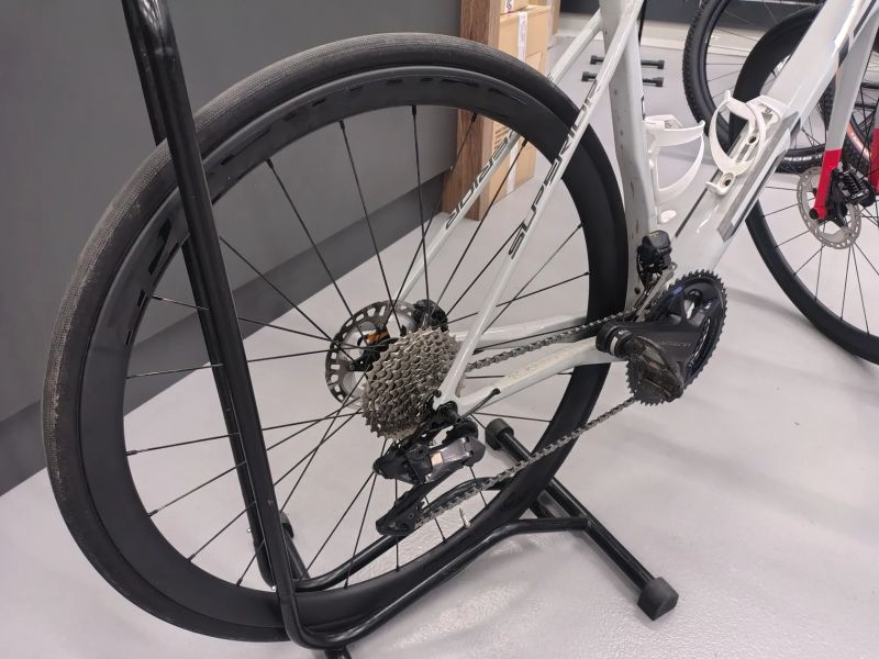 Superior X-Road team Elite Di2