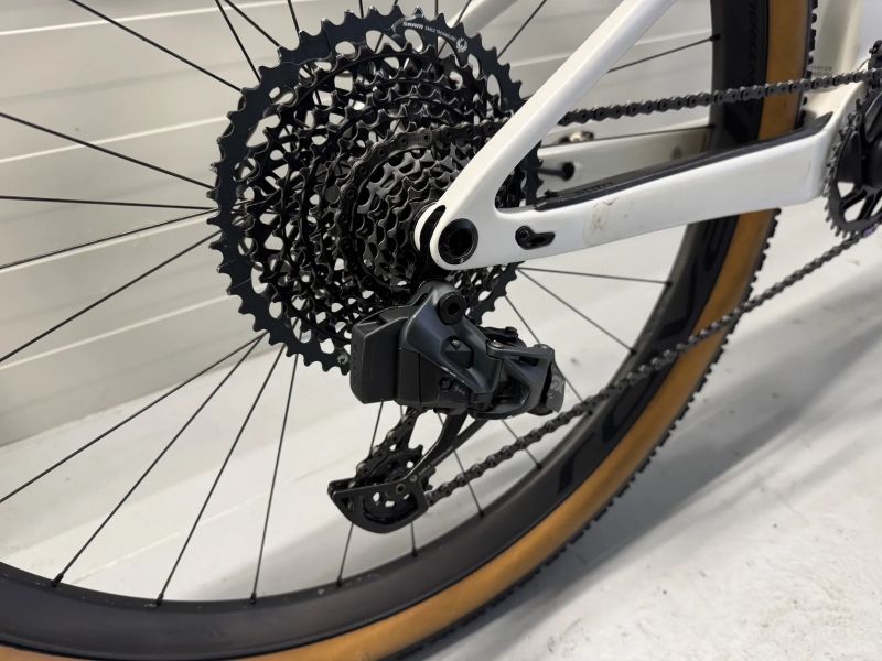 Spark RC 900 Pro 2021/SRAM AXS/ROVAL CONTROL...