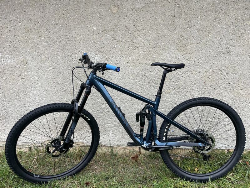 Ghost Riot Trail 29 M