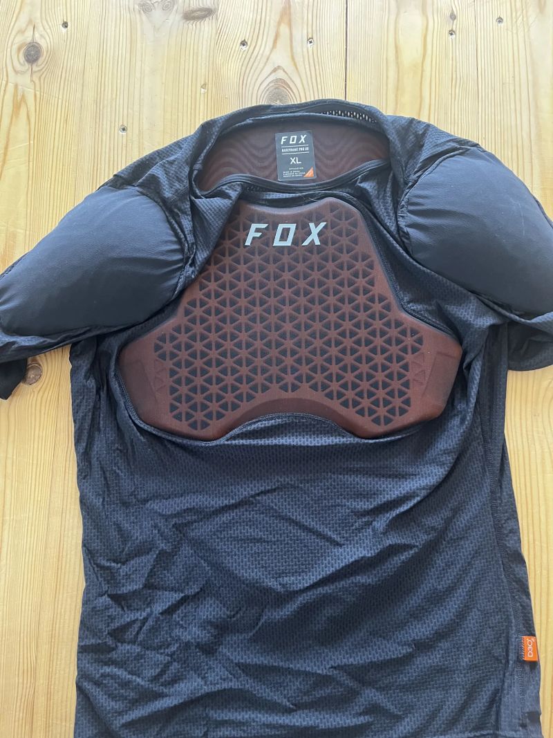 Fox Baseframe Pro XL jako nový 