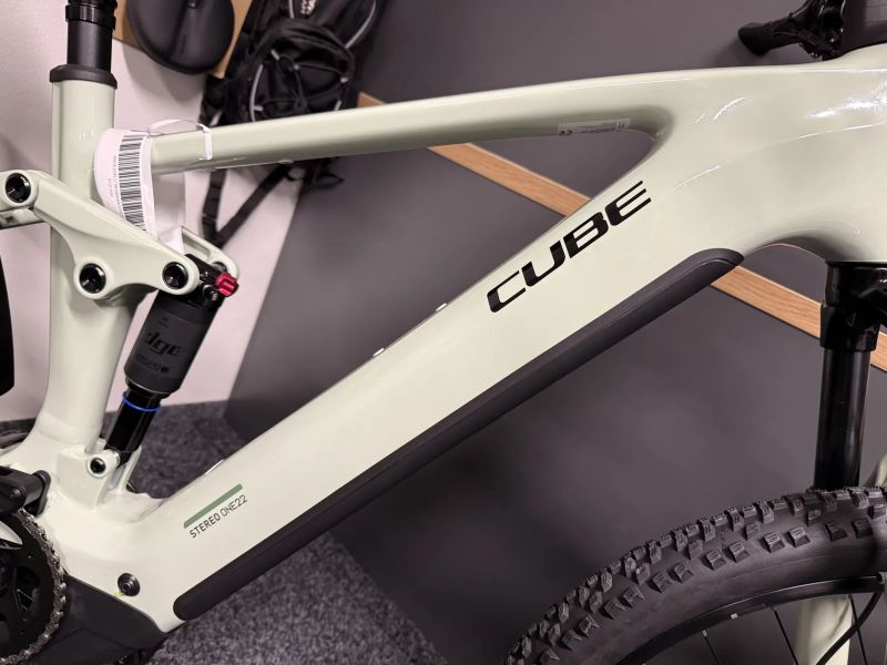 CUBE Stereo Hybrid ONE22 PRO 800 vel.L a XL 2026 NOVÉ