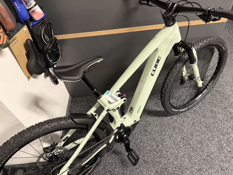 CUBE Stereo Hybrid ONE22 PRO 800 vel.L a XL 2026 NOVÉ