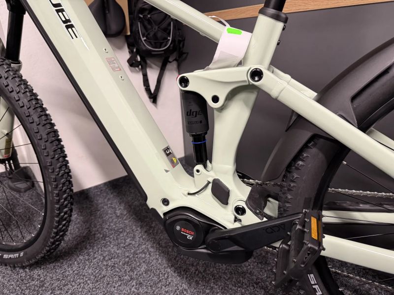 CUBE Stereo Hybrid ONE22 PRO 800 vel.L a XL 2026 NOVÉ