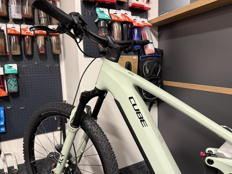 CUBE Stereo Hybrid ONE22 PRO 800 vel.L a XL 2026 NOVÉ