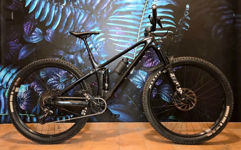 YT Industries IZZO Core 2 / M