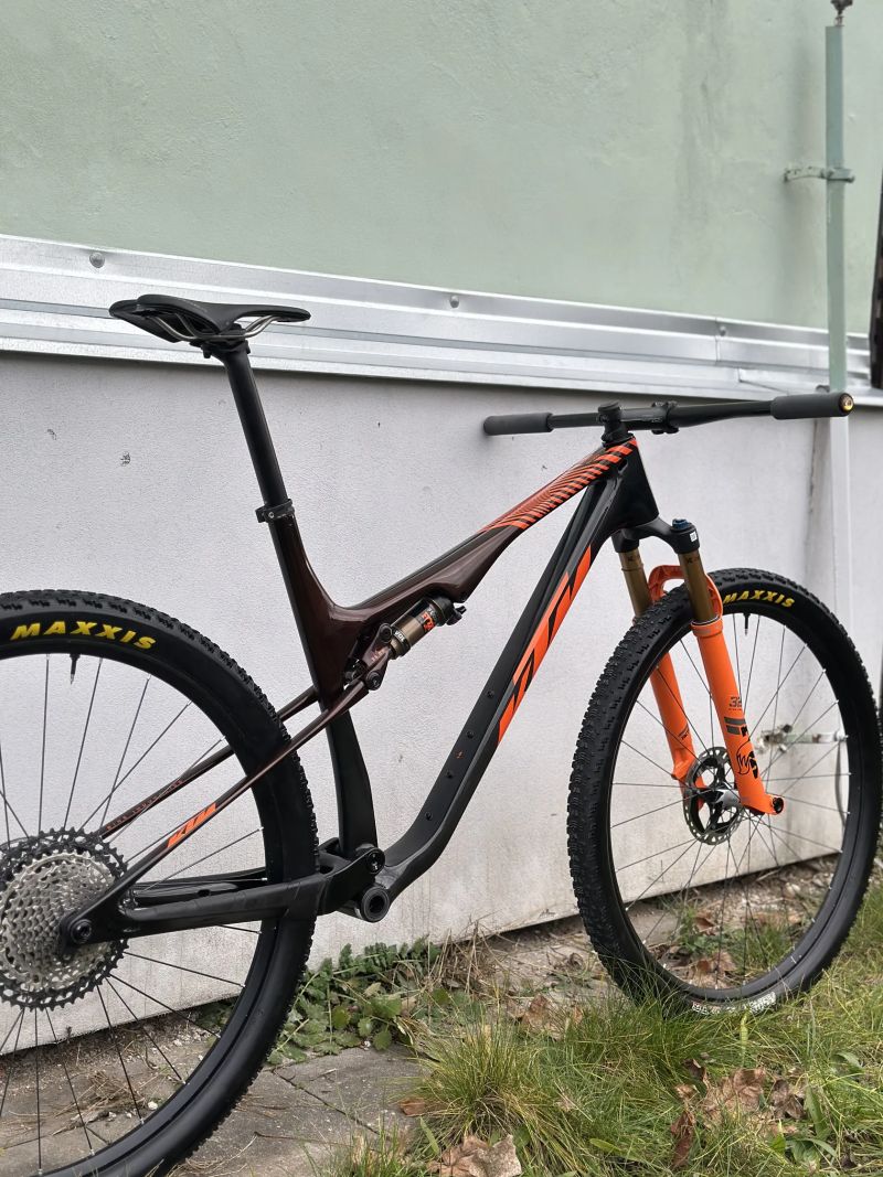 KTM Scarp Exonic ve vel. XL + kola