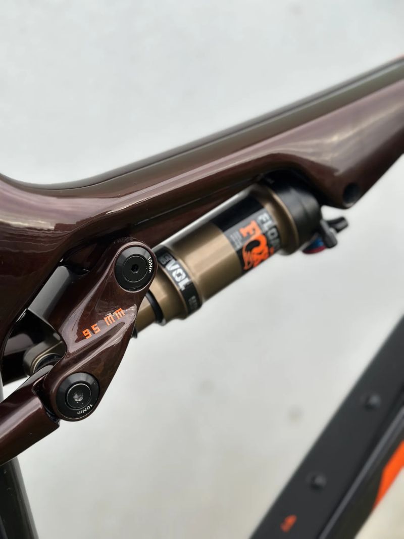 KTM Scarp Exonic ve vel. XL + kola