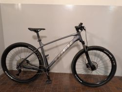 Trek Marlin 7, velikost XL, kola 29", Shimano