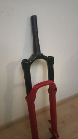 *Electric Red* Rock Shox Lyrik Ultimate 2.1 Rc2 150mm