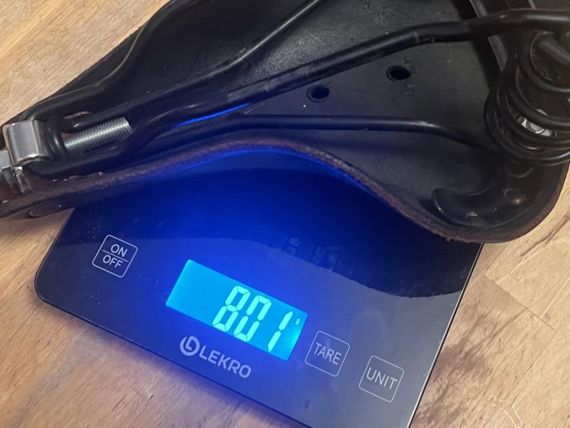 Sedlo Brooks, obyčejné, typ nevim, pruziny