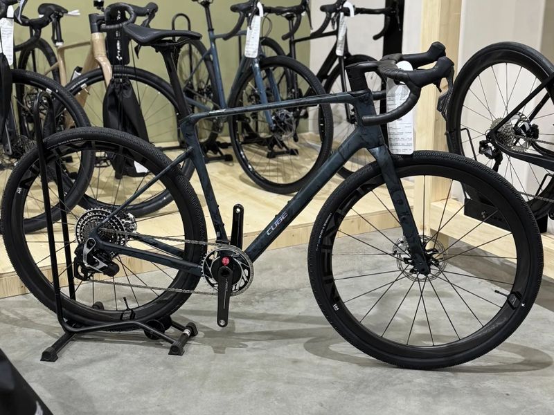 Cube Nuroad c62 SLT royalgreen´n´fume -S,M, L a XL