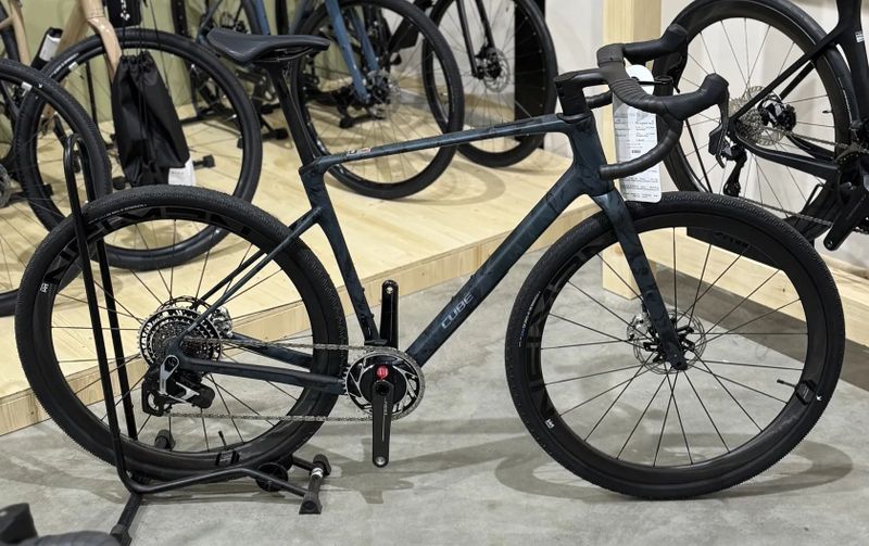 Cube Nuroad c62 SLT royalgreen´n´fume -S,M, L a XL