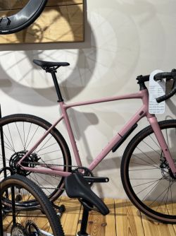 Cube Nuroad One ruby n puce 2026