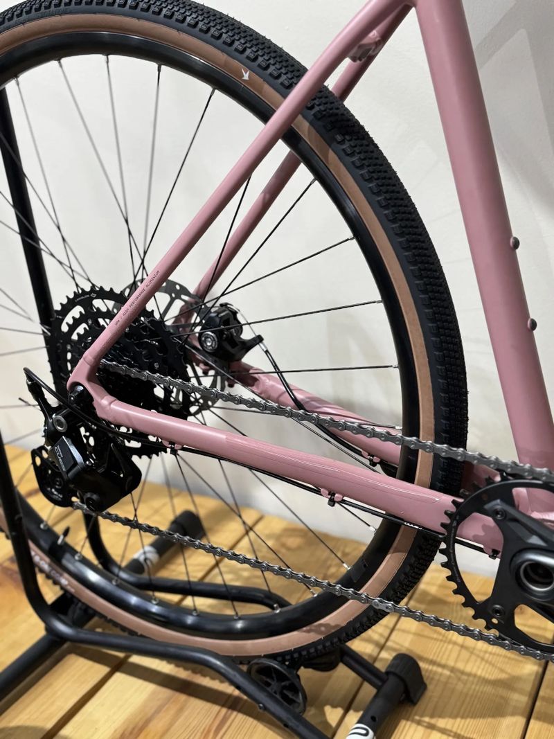 Cube Nuroad One ruby n puce 2026