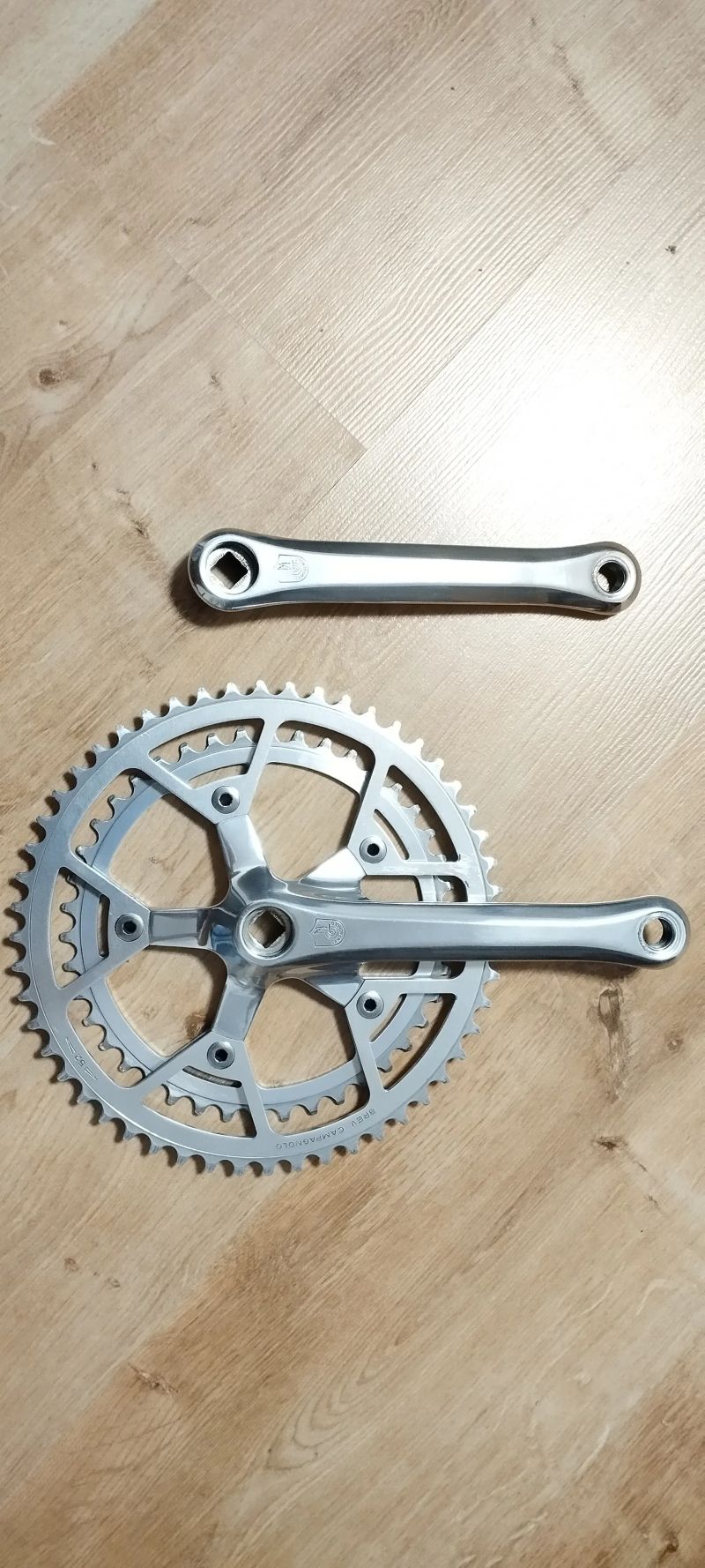 Prodám sadu dílú Campagnolo