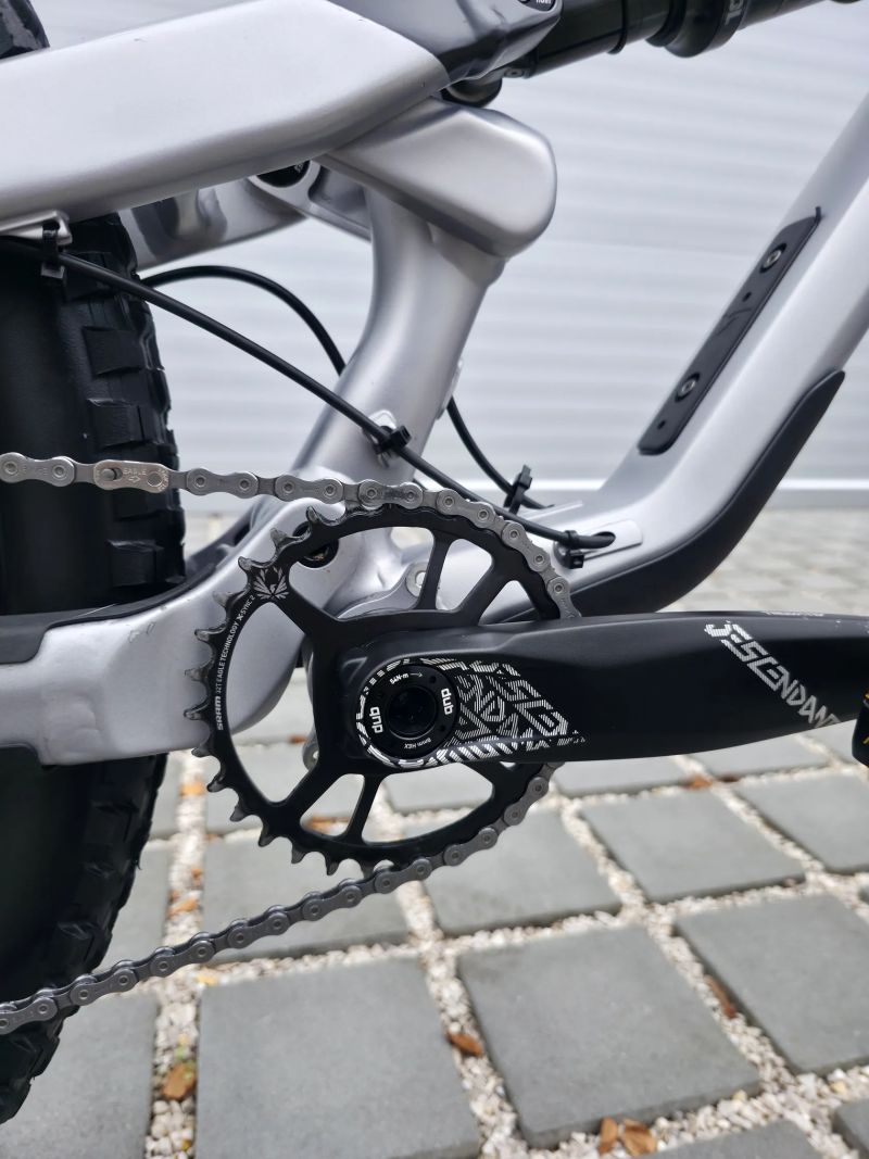 YT Jeffsy Core 2 2023 29″ velikost XL (L)