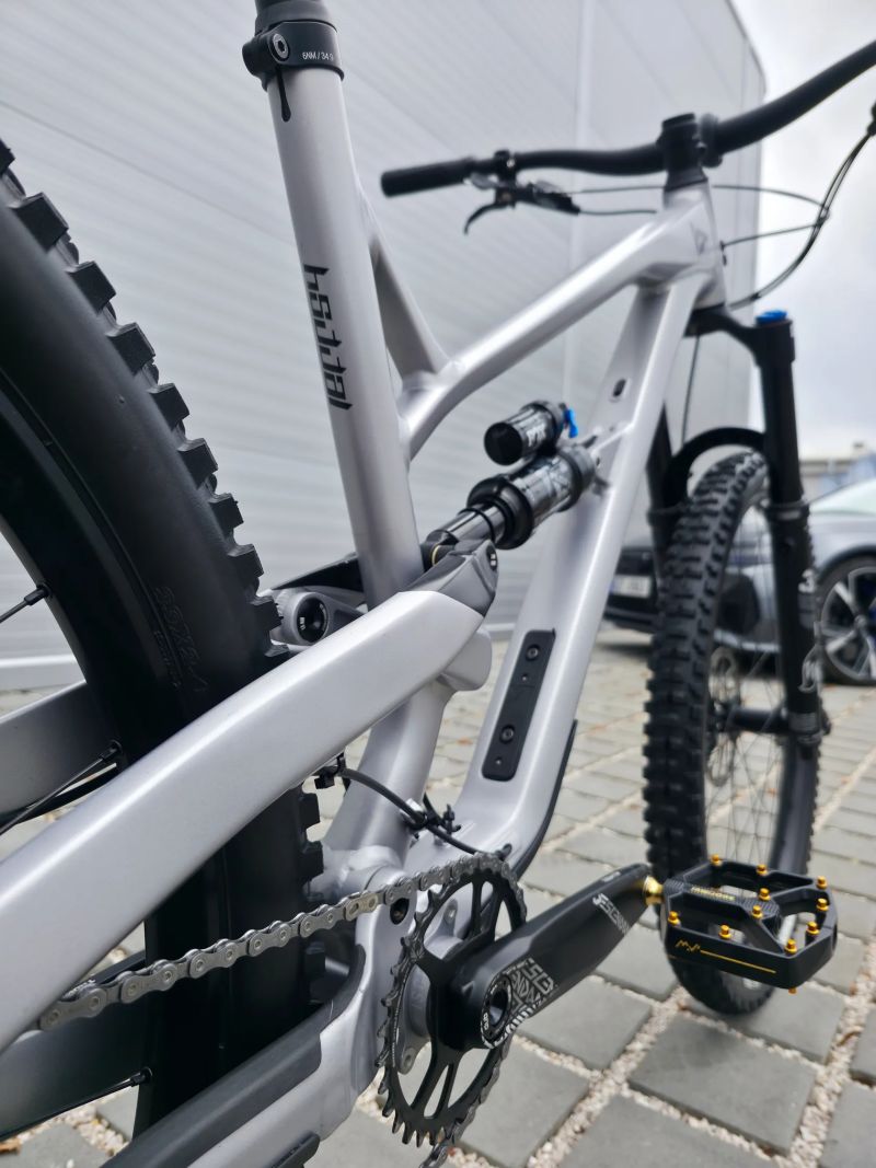 YT Jeffsy Core 2 2023 29″ velikost XL (L)