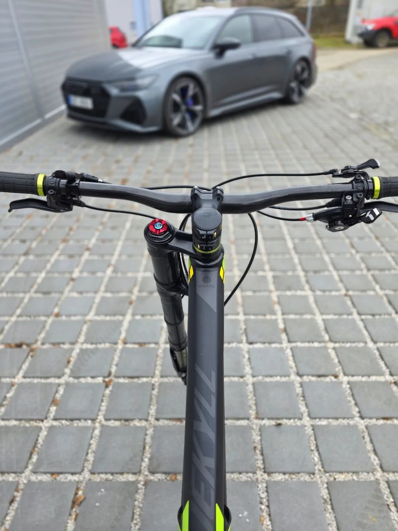 Cannondale Jekyll Carbon Team Lefty 27,5″ velikost L