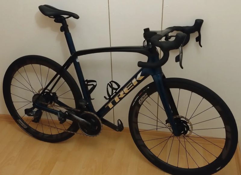 Trek Domane SL7 e-tap