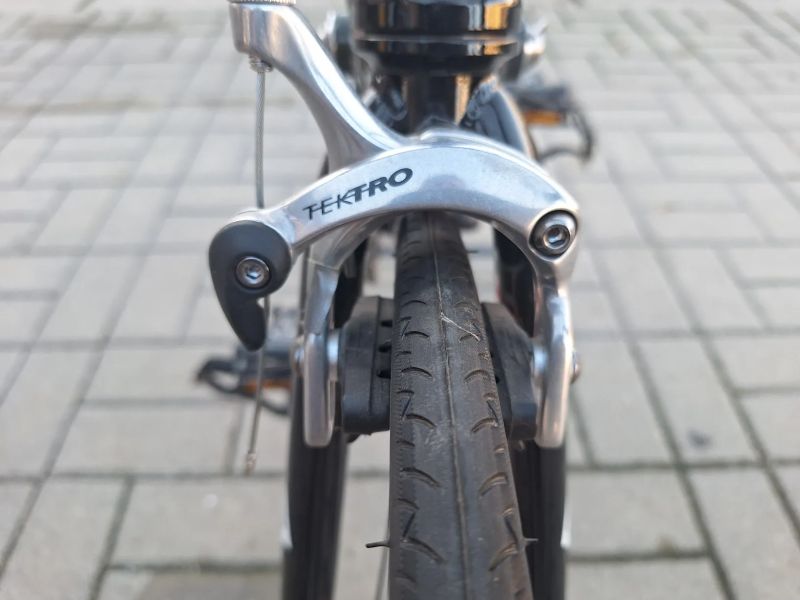 Dětské silniční kolo velikosti 20"