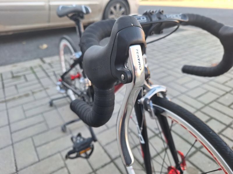 Dětské silniční kolo velikosti 20"