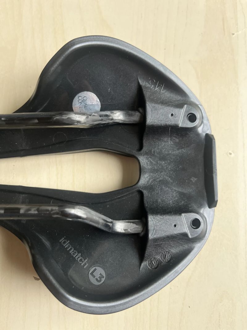 Selle Italia Flite Boost Kit Carbonio 145mm celokarbonové sedlo