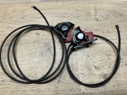 Sram Force E1 brzdové třmeny vč. nezkracovaných hadic