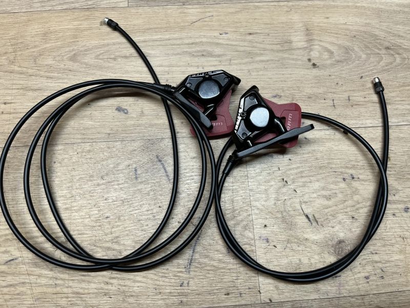 Sram Force E1 brzdové třmeny vč. nezkracovaných hadic