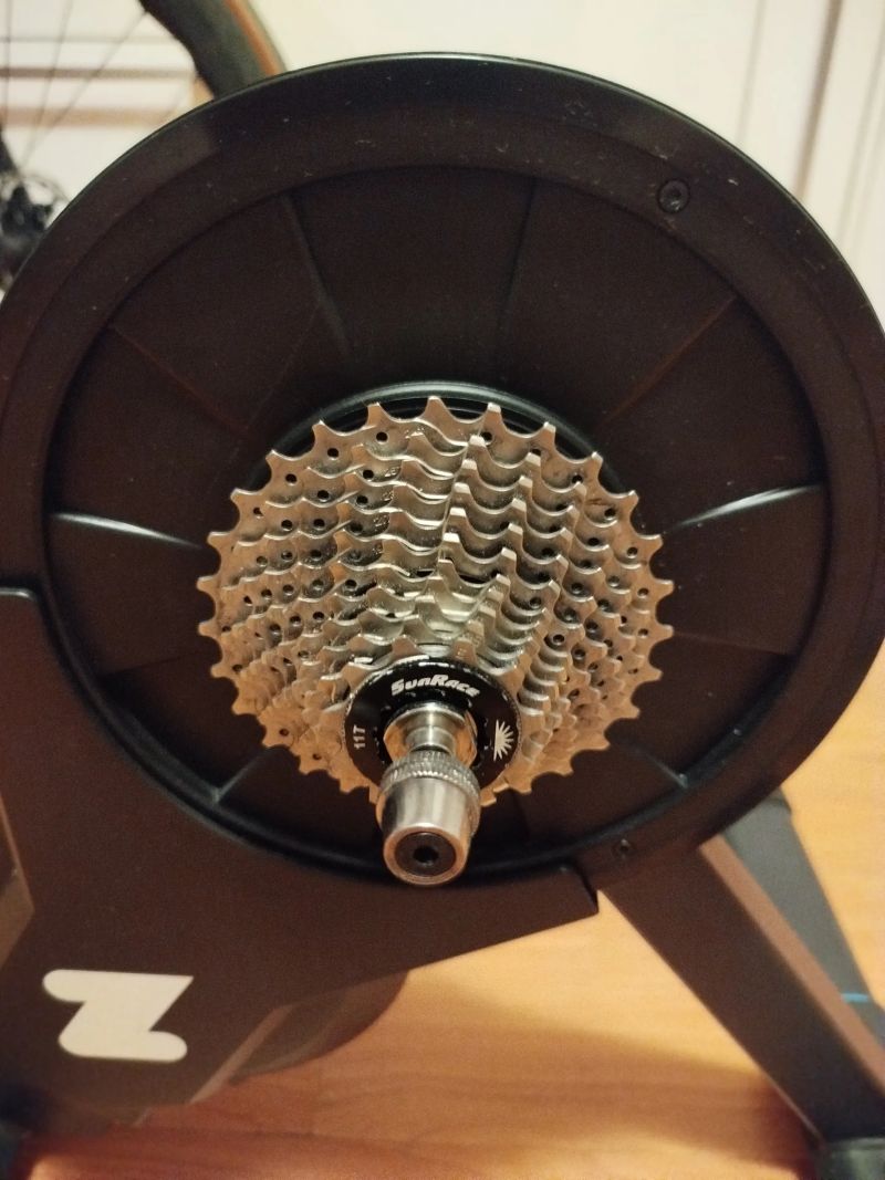 Prodám cyklistický trenažér Zwift Hub (2022)