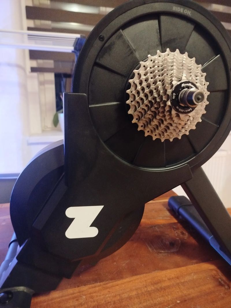 Prodám cyklistický trenažér Zwift Hub (2022)
