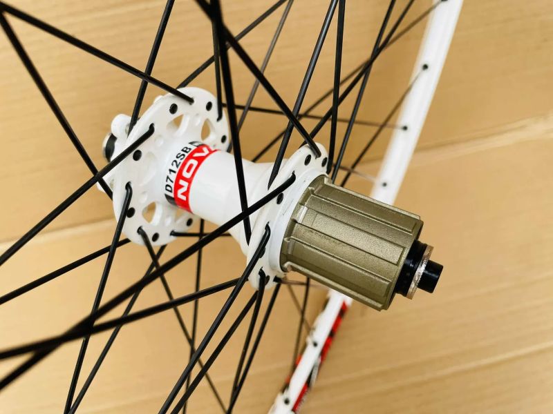 MTB kola REMERX XCO RIO 29 + Novatec Disc - 1810 g