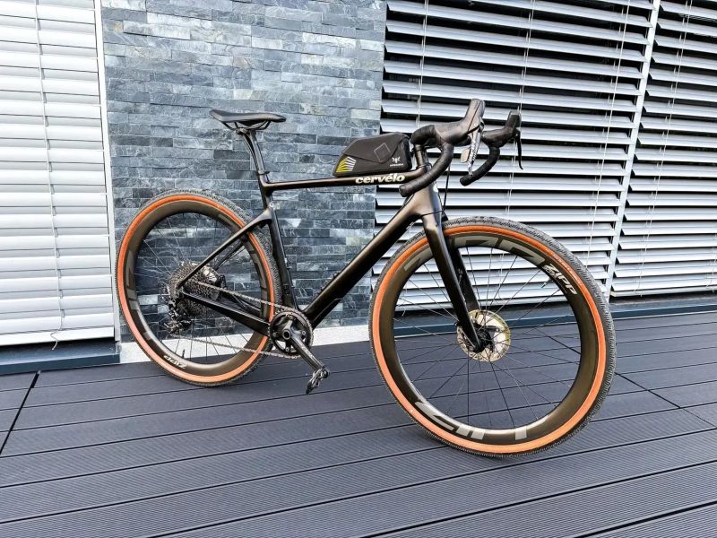 Cervélo ASPERO APEX 1 ZIPP 303s