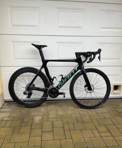 Giant Propel SRAM Rival AXS s wattmetrem