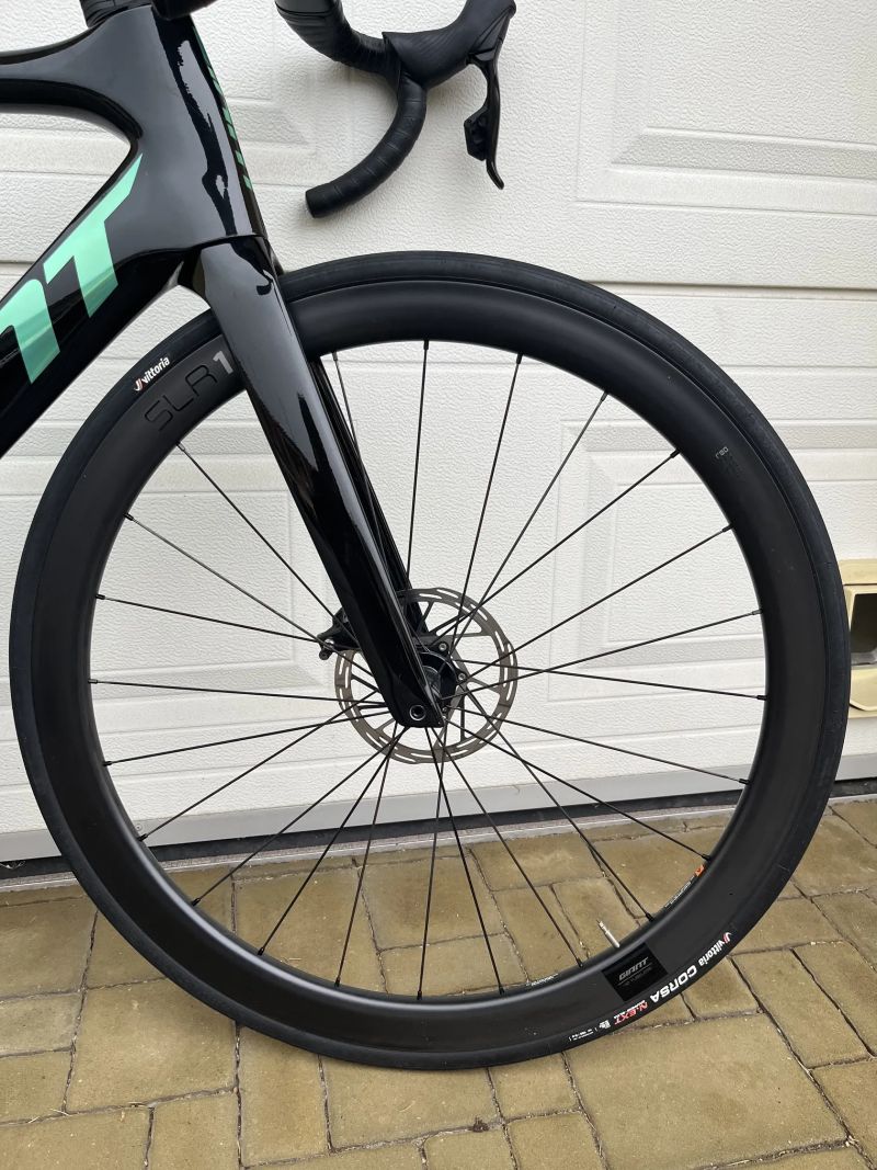 Giant Propel SRAM Rival AXS s wattmetrem