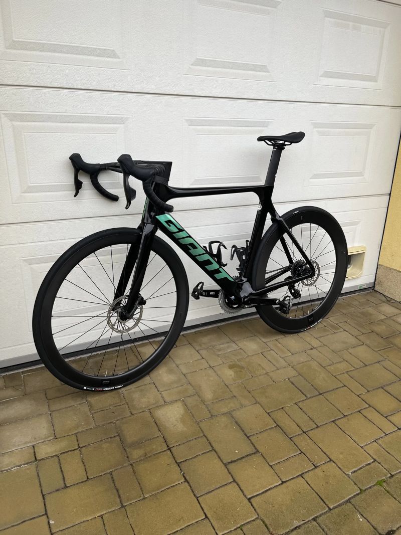 Giant Propel SRAM Rival AXS s wattmetrem