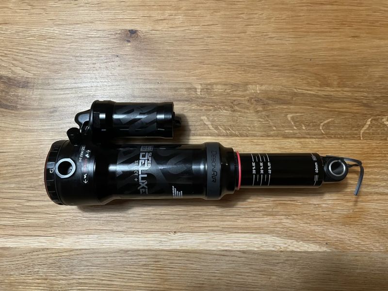 Rock Shox Super Deluxe Select+ 205x60