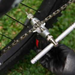 DÍLENSKÝ NÝTOVAČ ŘETĚZU SUMART CRE-3