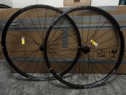 Kola Mavic Crossmax Boost 29 Pár Disc 6-děr 