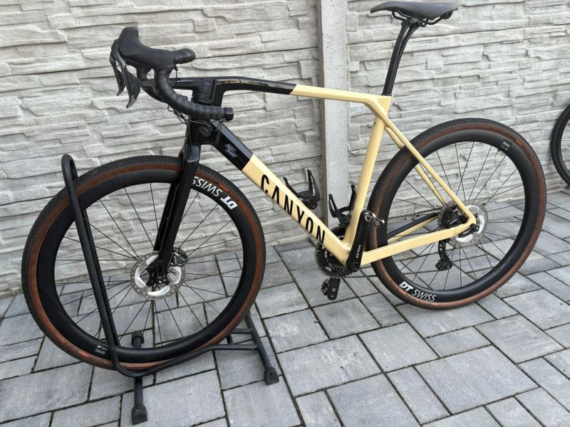 Canyon Grail cf sl 8 Di2 - karbonová kola DT Swiss 