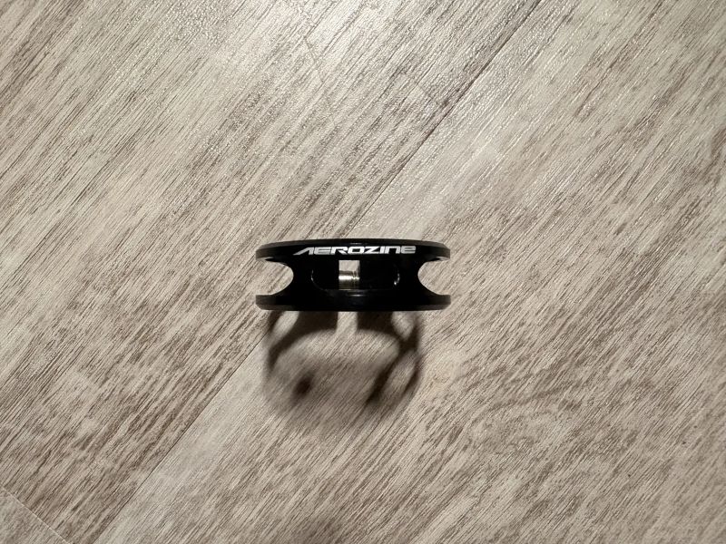 Aerozine XP 1.0, 31.6 průměr, TOP STAV, jako nová, 212 g komplet včetně šroubů a uchycení!