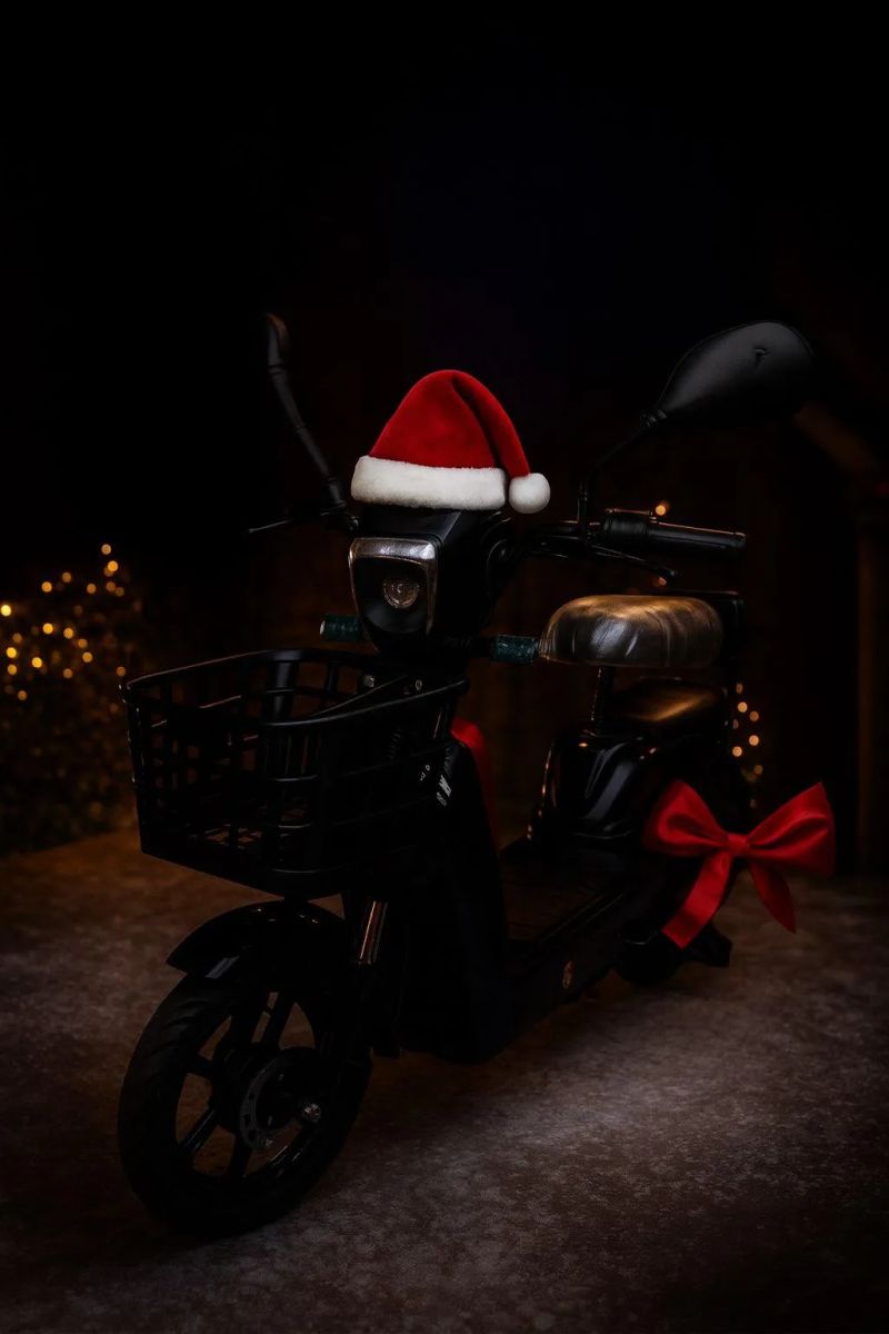 Elektrická koloběžka 350W – nová, se sedátkem, světly a alarmem, bez registrace